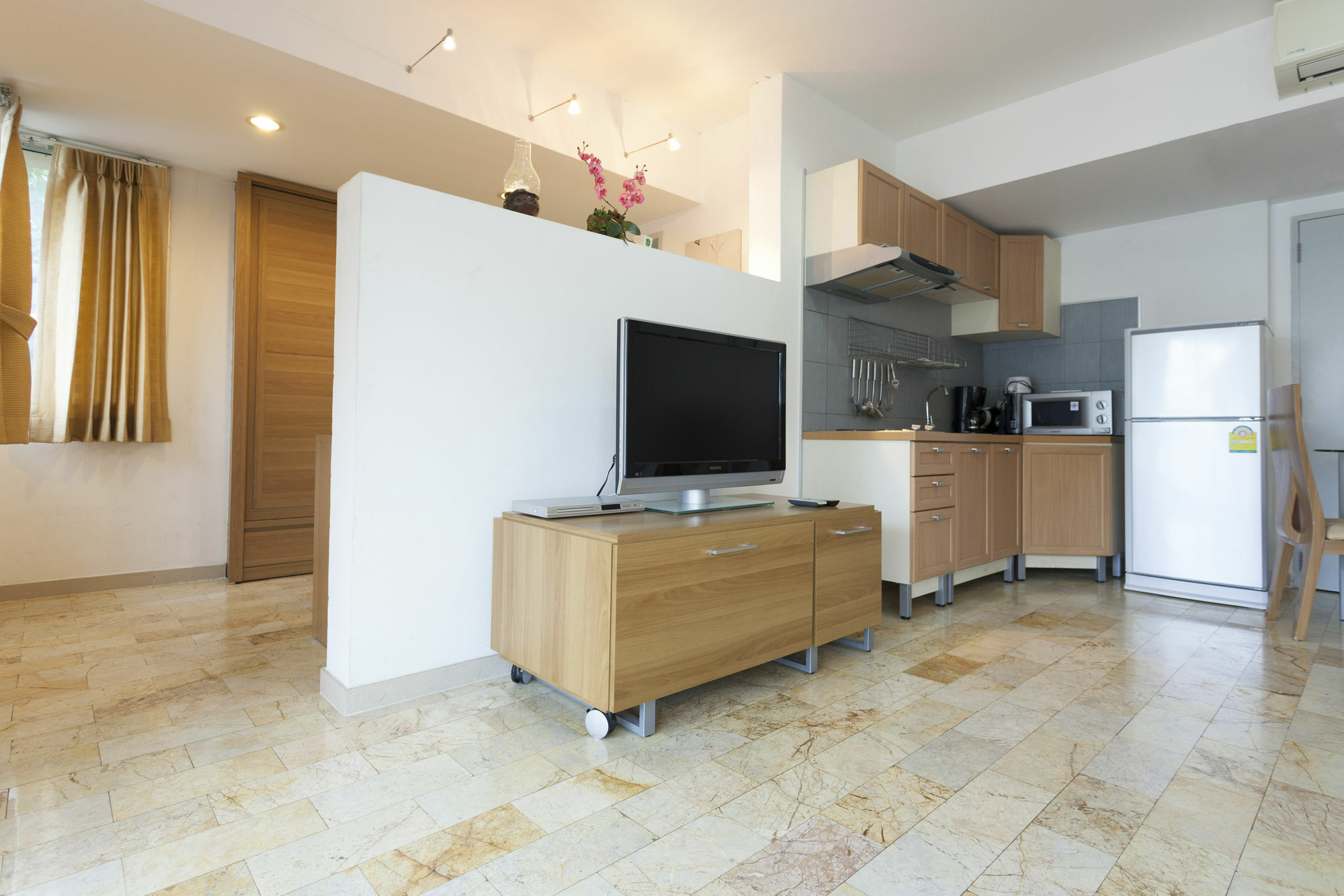Galare Thong Tower Aparthotel Chiang Mai Eksteriør bilde