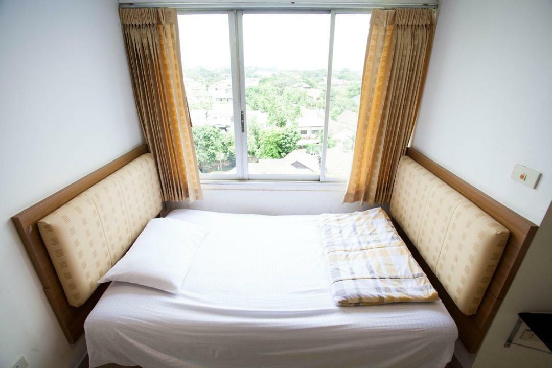 Galare Thong Tower Aparthotel Chiang Mai Eksteriør bilde