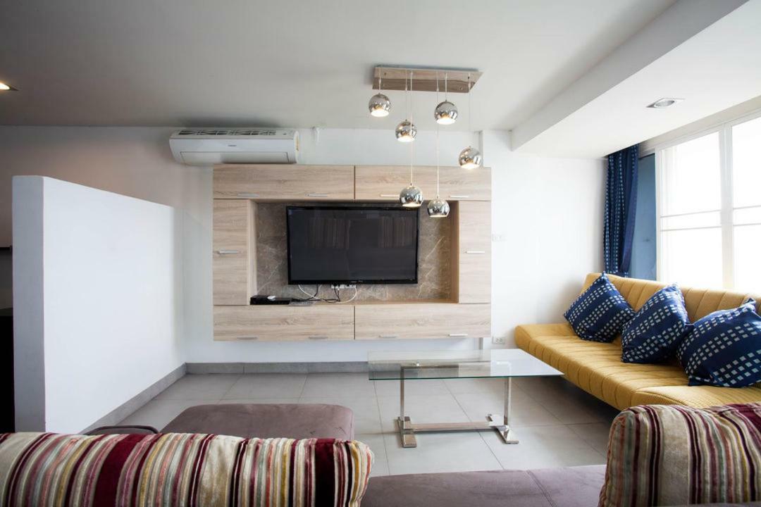 Galare Thong Tower Aparthotel Chiang Mai Eksteriør bilde