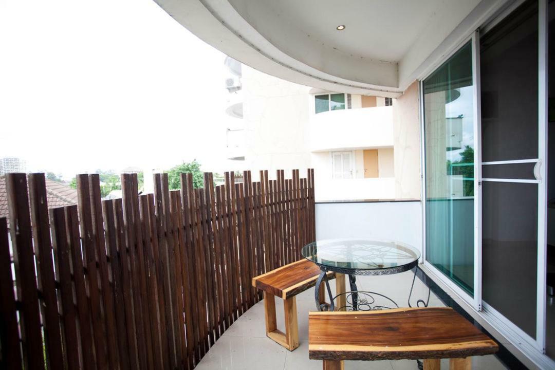 Galare Thong Tower Aparthotel Chiang Mai Eksteriør bilde